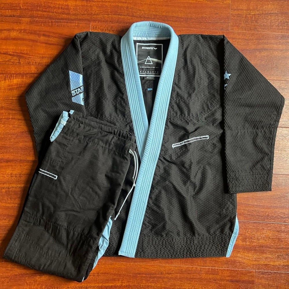Jiu jitsu gi